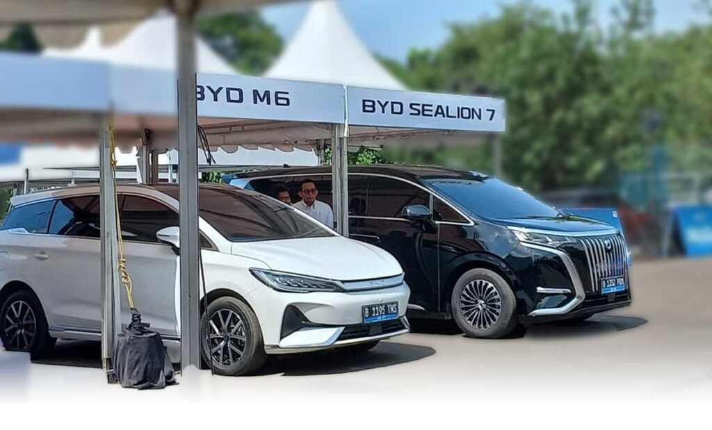 BYD dan Denza Panen 2.400 SPK di IIMS 2025